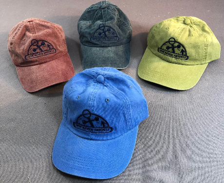 Caps